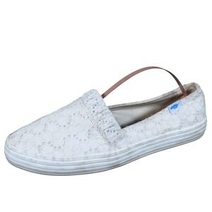 Rocket‎ Dog Clea Women Slip On Sneaker Size 6.5 Casual Platform White Lace
